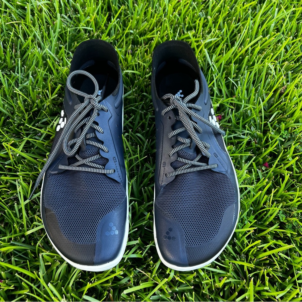Vivo Barefoot Primus Lite 111 Womens size 41 Navy